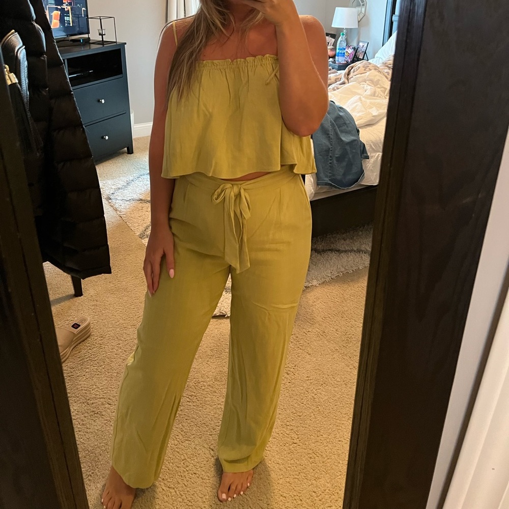 Green two piece set